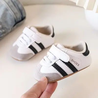 Kids' Casual Sneakers