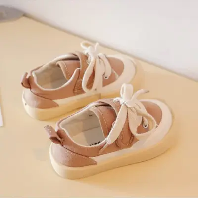 Kids' Sneakers